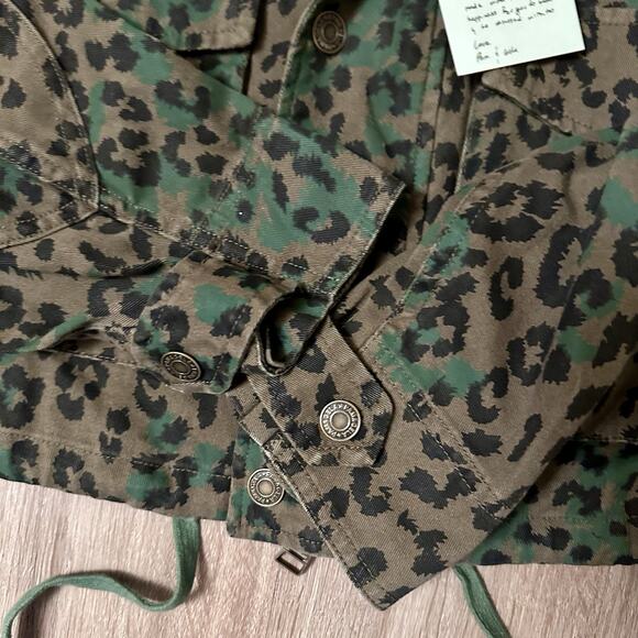 NWT Pam & Gela Leopard Print Cropped Utility Jacket Army Green Size P EdgyChic - Picture 6 of 12